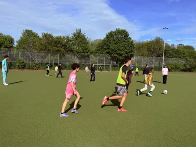 Foto des Albums: Fußball in der Highdecksiedlung (30.​04.​2026)
