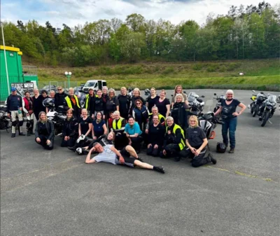 Foto des Albums: Kurventraining