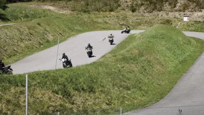 Foto des Albums: Kurventraining