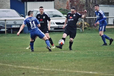 Foto des Albums: SV Blau-Weiß Möglenz - SV 1919 Prösen