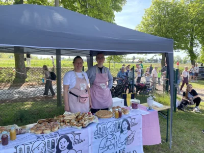 Neu dabei: Caf&eacute; Sommerfeld &uuml;berzeugte mit Zimtschnecken und Laugengeb&auml;ck und Smoothies...  (Bild vergr&ouml;&szlig;ern)