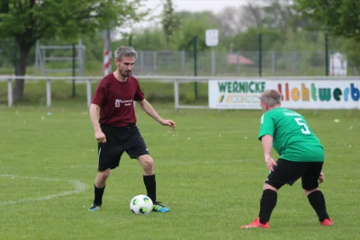 Foto des Albums: Ü40 - SG Lindhorst/Sachsenhagen/Lüdersfeld gewinnt 5:3 gegen TuS Minderheide