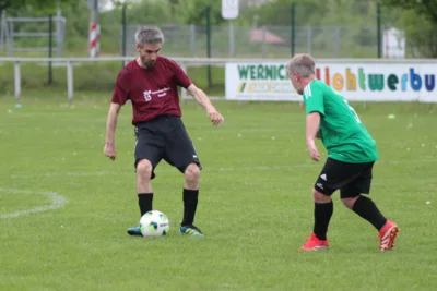 Foto des Albums: Ü40 - SG Lindhorst/Sachsenhagen/Lüdersfeld gewinnt 5:3 gegen TuS Minderheide