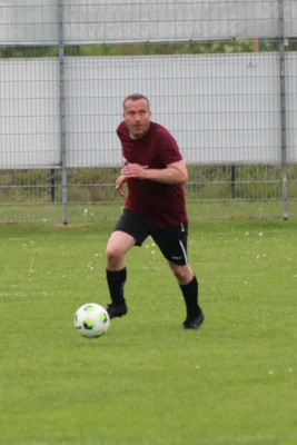 Foto des Albums: Ü40 - SG Lindhorst/Sachsenhagen/Lüdersfeld gewinnt 5:3 gegen TuS Minderheide