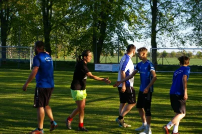 Foto des Albums: 🏆 Eierköppe triumphieren – Fußball statt Tanz in den Mai!