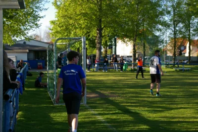 Foto des Albums: 🏆 Eierköppe triumphieren – Fußball statt Tanz in den Mai!