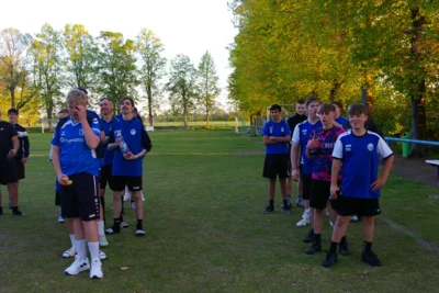 Foto des Albums: 🏆 Eierköppe triumphieren – Fußball statt Tanz in den Mai!