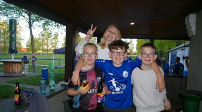 Foto des Albums: 🏆 Eierköppe triumphieren – Fußball statt Tanz in den Mai!
