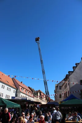 Und die Gro&szlig;en konnten sich die Welt von oben anschauen.  (Bild vergr&ouml;&szlig;ern)