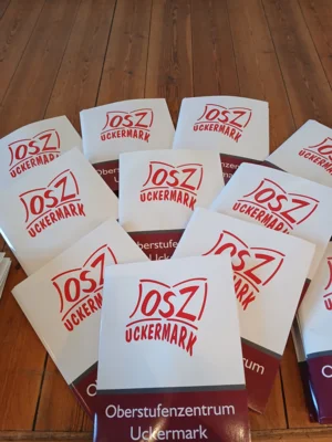 Foto des Albums: Zeugnisausgabe in der Abteilung 1