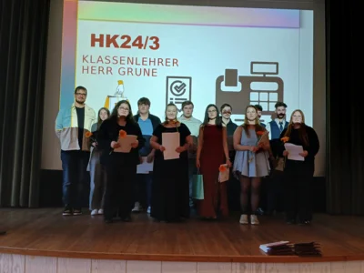 Foto des Albums: Zeugnisausgabe in der Abteilung 1
