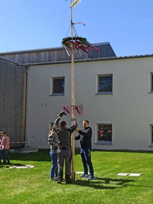 Foto des Albums: Maibaumfest