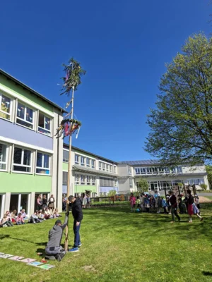 Foto des Albums: Maibaumfest
