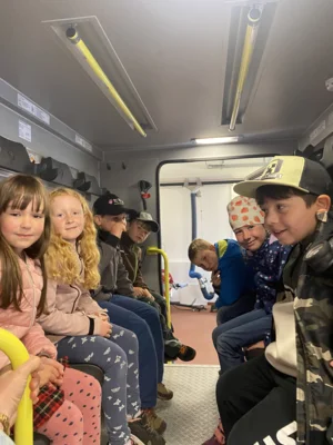 Foto des Albums: Besuch bei der Feuerwehr 🚒 Kl. 1a + 1b