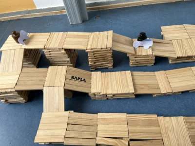 Br&uuml;cken aus KAPLA-Steinen 
