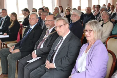 Foto des Albums: Verleihung der Ehrenmedaille an Burkhard Schultz