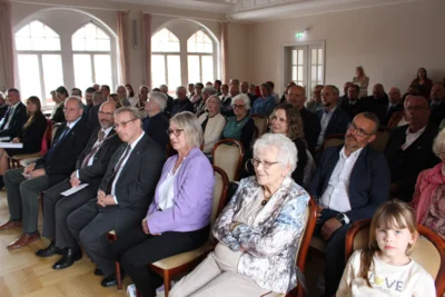 Foto des Albums: Verleihung der Ehrenmedaille an Burkhard Schultz