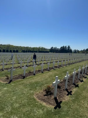 Der Soldatenfriedhof von Verdun  (Bild vergr&ouml;&szlig;ern)