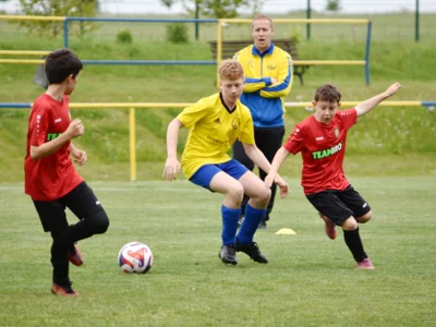 Foto des Albums: 9. Mai Punktspiel Hirschstein gegen Sörnewitz 2:8