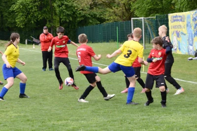 Foto des Albums: 9. Mai Punktspiel Hirschstein gegen Sörnewitz 2:8