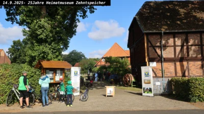 Eingangsbereich des Zehntspeichers  (Bild vergr&ouml;&szlig;ern)