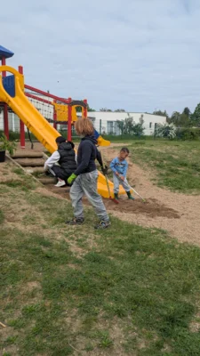 Zielitz Putzt sich  (Bild vergr&ouml;&szlig;ern)