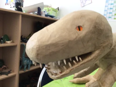 Foto des Albums: Ein Dino entsteht im Hort