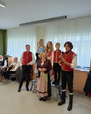 Foto des Albums: Morschreuth feierte am 05. Mai 2024 50 Jahre Ortsgruppe und 50 Jahre Kulturwerkstatt