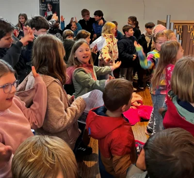 Foto des Albums: Dankgottesdienst am ersten Schultag nach der Kommunionfeier