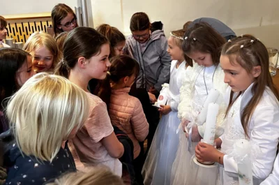 Foto des Albums: Dankgottesdienst am ersten Schultag nach der Kommunionfeier