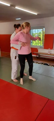 Foto des Albums: Unsere TRC-Frauen zu Besuch beim Jiu Jitsu-Verein in Stendal