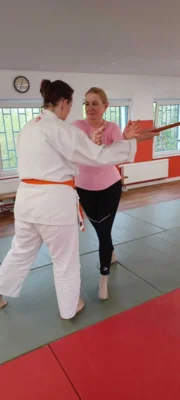 Foto des Albums: Unsere TRC-Frauen zu Besuch beim Jiu Jitsu-Verein in Stendal