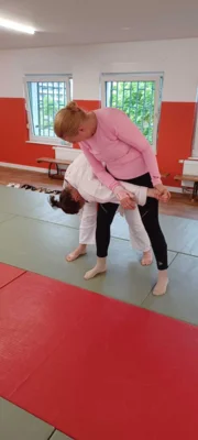 Foto des Albums: Unsere TRC-Frauen zu Besuch beim Jiu Jitsu-Verein in Stendal