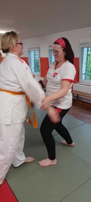Foto des Albums: Unsere TRC-Frauen zu Besuch beim Jiu Jitsu-Verein in Stendal