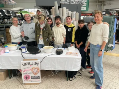 Foto des Albums: Waffelverkauf zugunsten der Entlassfeier