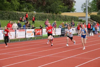 2026-05-09-km-2026 05 09 999 003-kl066  (Bild vergr&ouml;&szlig;ern)