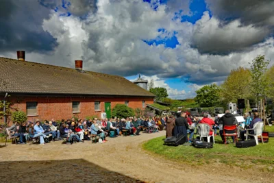 Chr. Himmelfahrt 40 / &copy;RJB Angeln  (Bild vergr&ouml;&szlig;ern)