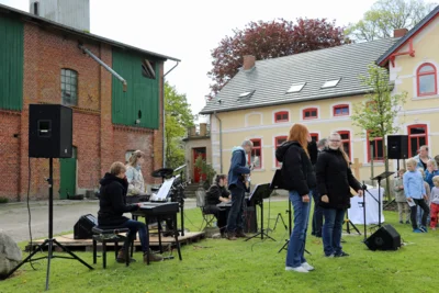 Chr. Himmelfahrt 20 / &copy;RJB Angeln  (Bild vergr&ouml;&szlig;ern)