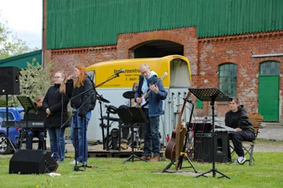 Chr. Himmelfahrt 14 / &copy;RJB Angeln  (Bild vergr&ouml;&szlig;ern)