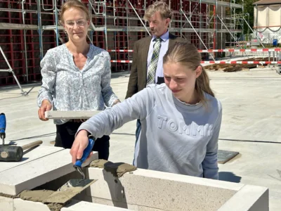 Foto des Albums: Fotoalbum zur Grundsteinlegung für die neue Sporthalle der Oberschule Falkensee