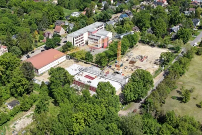 Foto des Albums: Fotoalbum zur Grundsteinlegung für die neue Sporthalle der Oberschule Falkensee