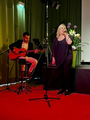 Daniel Gutsch und Corinna Magosch  (Bild vergr&ouml;&szlig;ern)