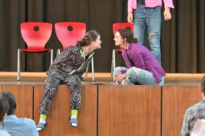 Foto des Albums: Die Theater AG spielt Leonce und Lena nach Georg Büchner