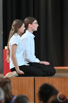 Foto des Albums: Die Theater AG spielt Leonce und Lena nach Georg Büchner