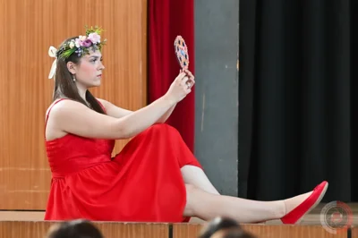 Foto des Albums: Die Theater AG spielt Leonce und Lena nach Georg Büchner