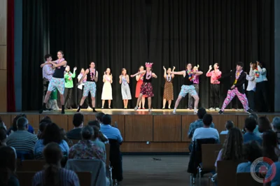 Foto des Albums: Die Theater AG spielt Leonce und Lena nach Georg Büchner