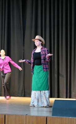 Foto des Albums: Die Theater AG spielt Leonce und Lena nach Georg Büchner