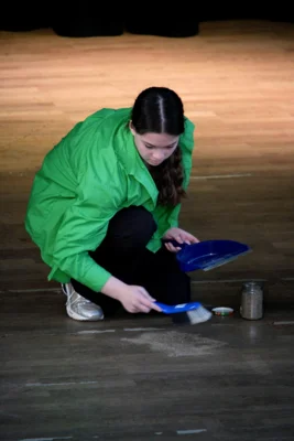Foto des Albums: Die Theater AG spielt Leonce und Lena nach Georg Büchner
