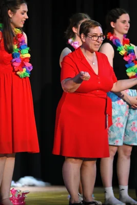Foto des Albums: Die Theater AG spielt Leonce und Lena nach Georg Büchner