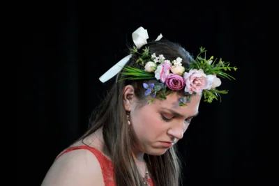 Foto des Albums: Die Theater AG spielt Leonce und Lena nach Georg Büchner